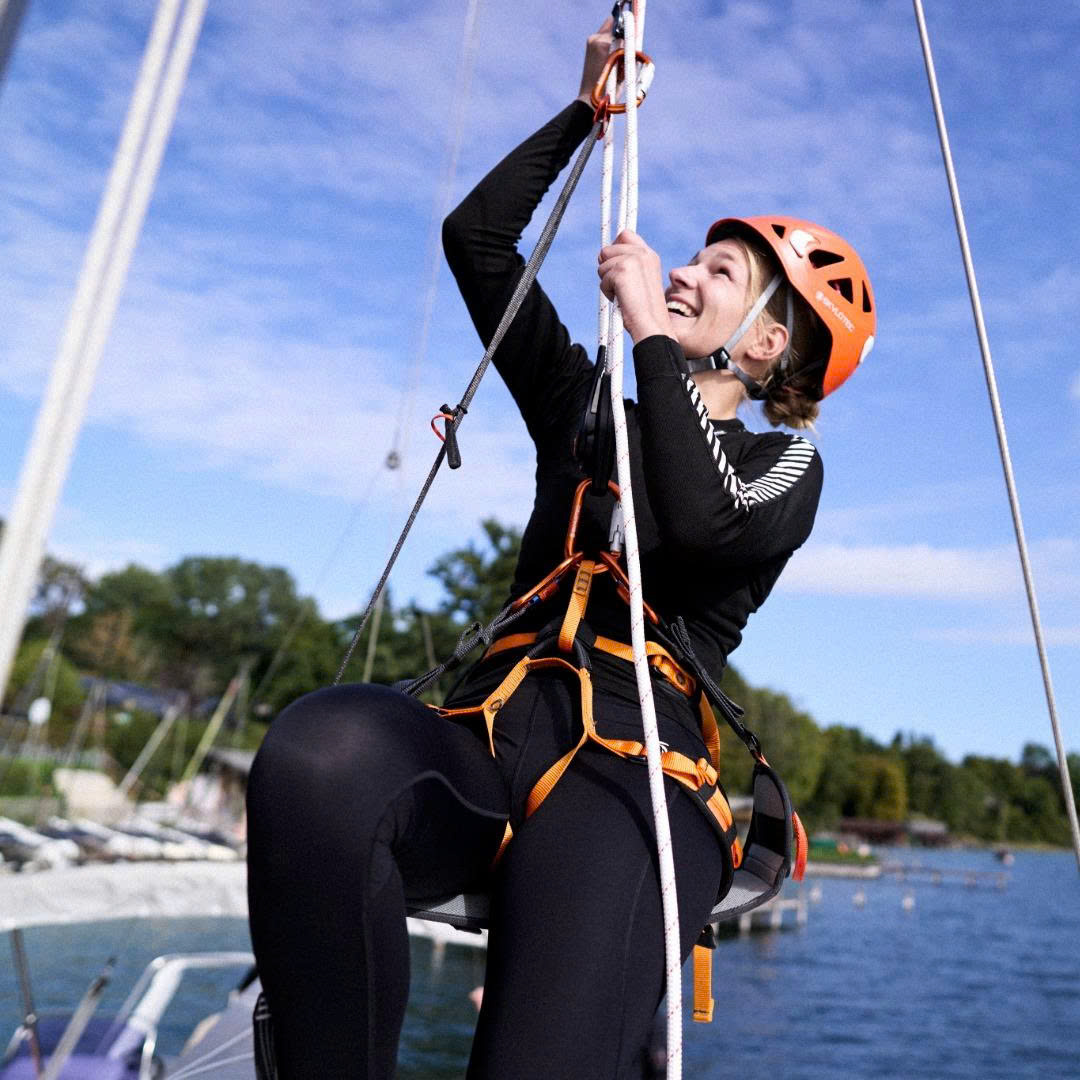 Dây thừng rope giúp leo cao tiếp cận các công việc trên cao, thẳng đứng