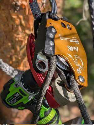 Awah Drill Powered Rope Ascender and Descender for rescue